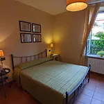 Oda ve Kahvaltı La Buccetta 4*
